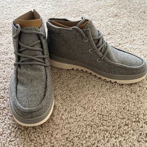 DrScholl’s Shoes Get Hyped Chukka Booties Size 7.5